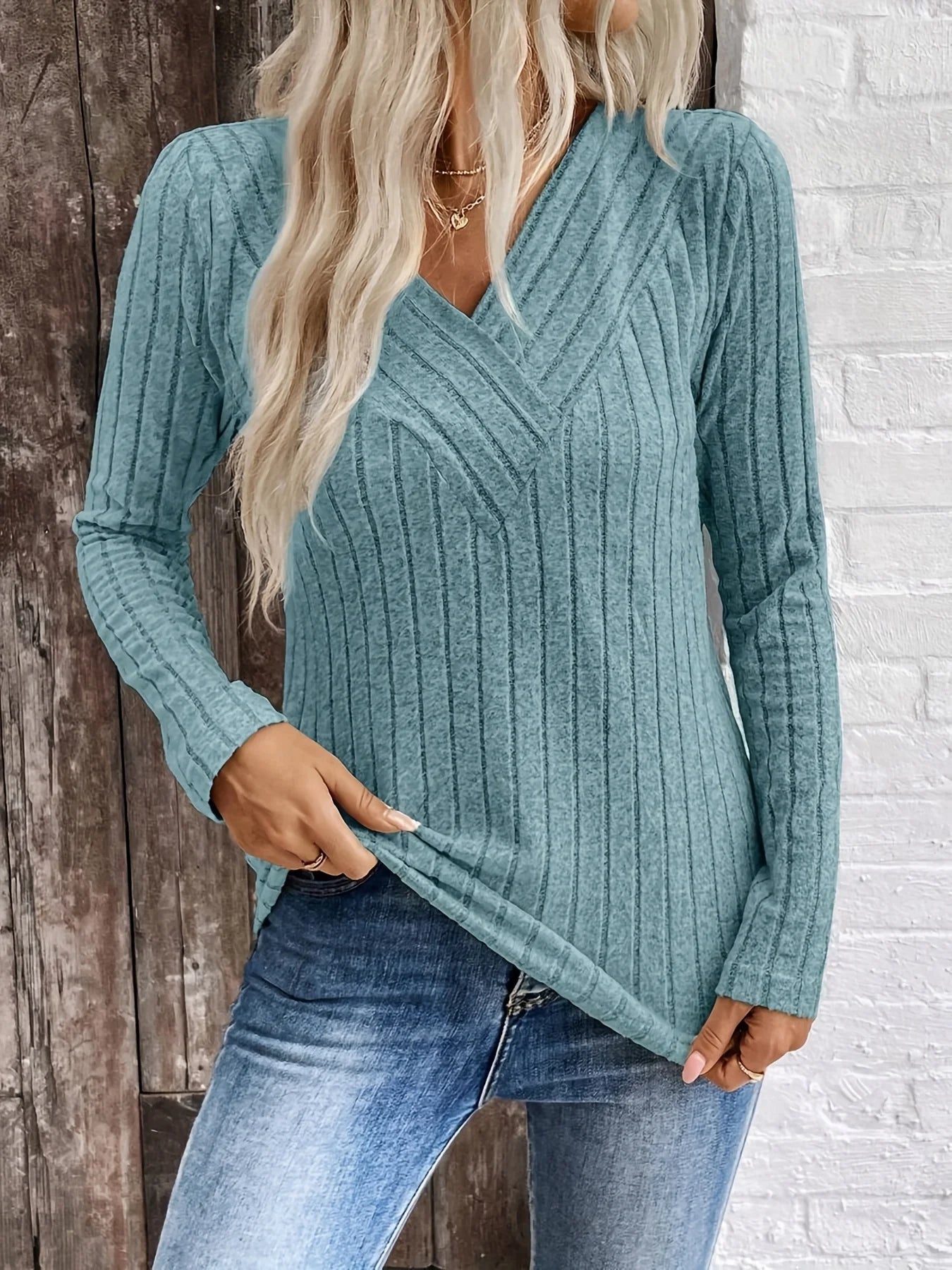 Geripptes Samt-Oberteil mit V-Ausschnitt für Damen, neue grenzüberschreitende Herbst- und Winterserie, Herbst-Damenbekleidung
