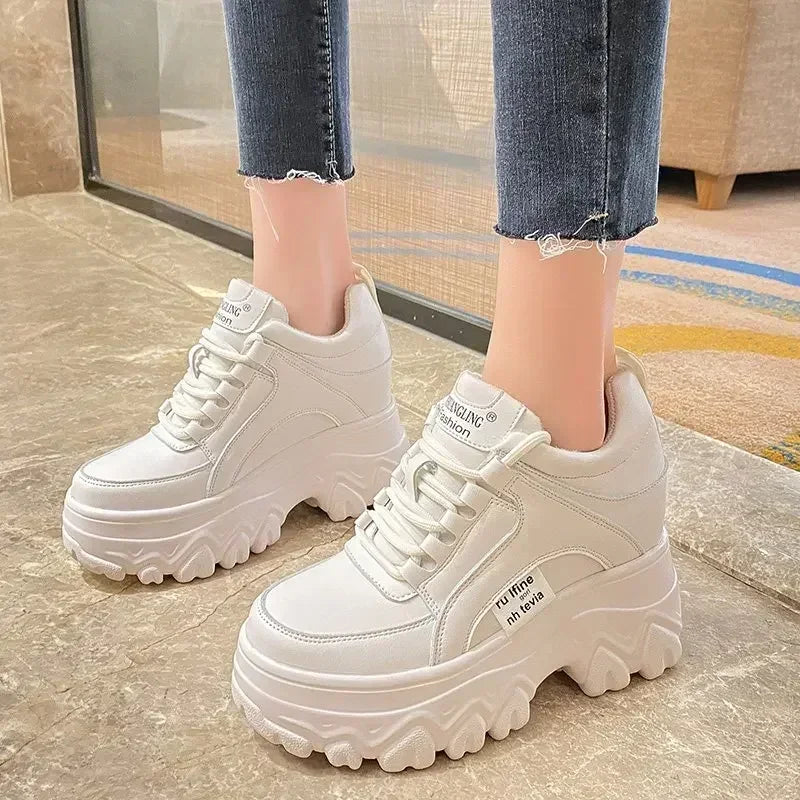 Women's Winter Platform Sneakers 9cm - Warm Chunky Lined Shoes