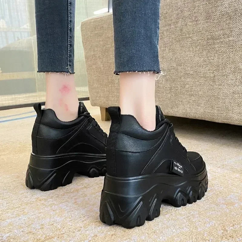 Damen Winter Plateau Sneakers 9cm - Warme Chunky Schuhe Gefüttert