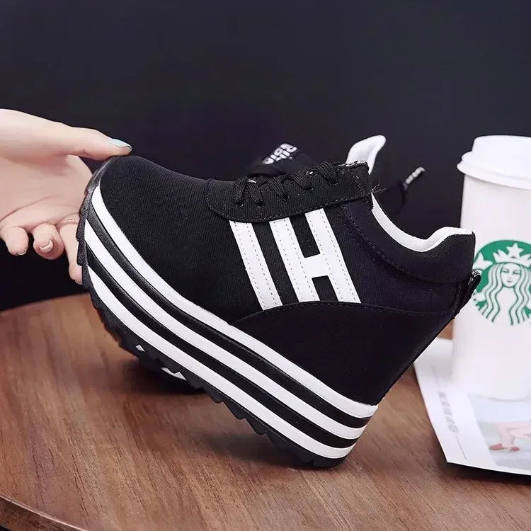 Damen Winter Sneakers Gefüttert - Warme Plateau Schuhe mit Fell