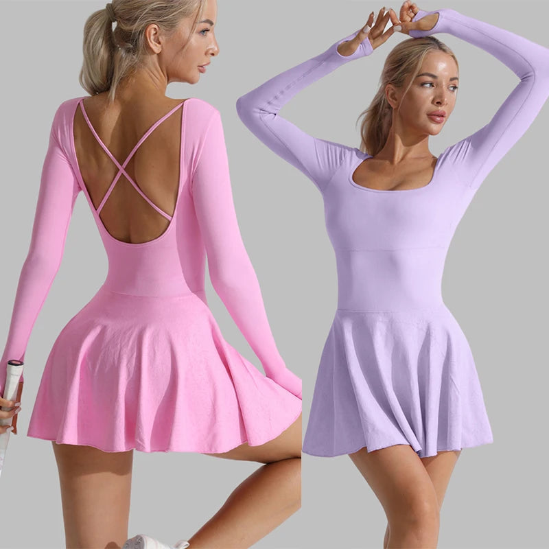 Damen Tennis Set Langarm – Sport Kleid mit Shorts Rückenfrei Sexy