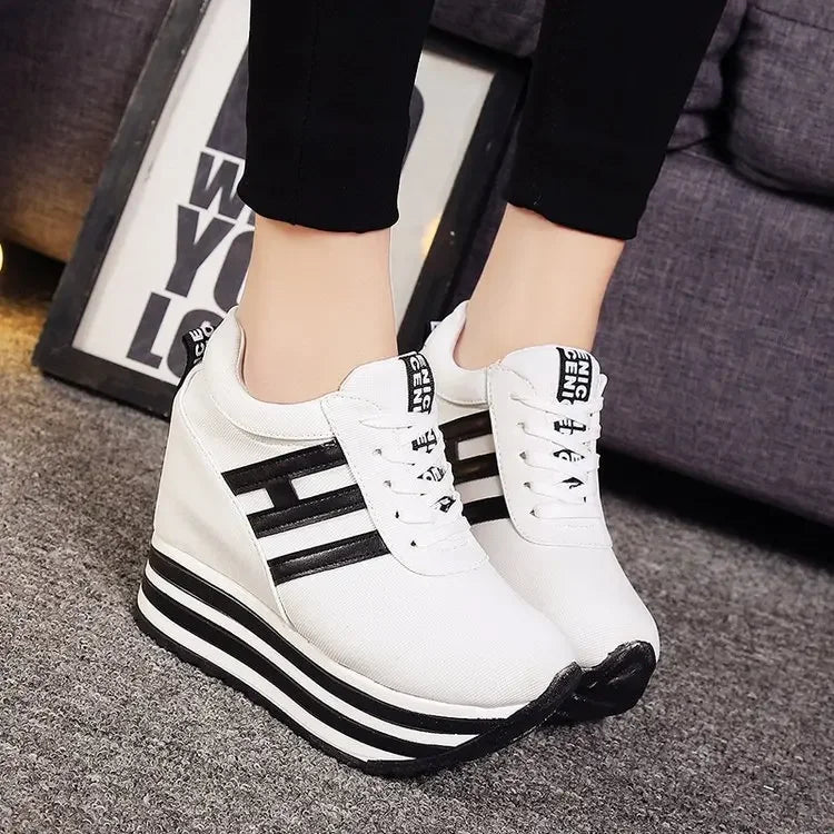 Baskets d'hiver doublées pour femmes - Chaussures à plateforme chaudes avec fourrure