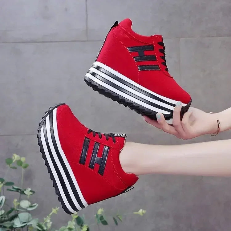 Damen Winter Sneakers Gefüttert - Warme Plateau Schuhe mit Fell